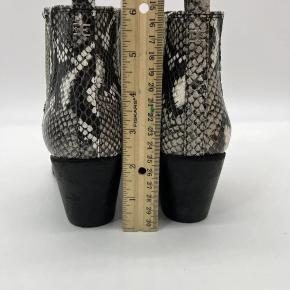 Sam Edelman Leather Snake Python Print Petty Ankle Booties Womens Size 6 Western - Picture 9 of 12